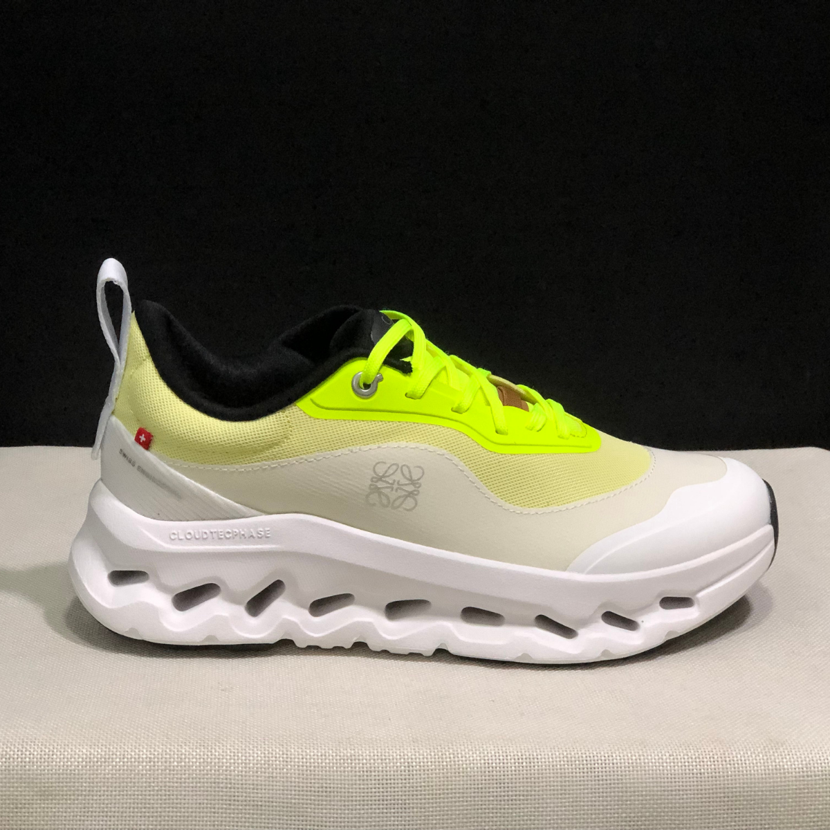 On Cloud × Loewe — Cloudtilt Jaune